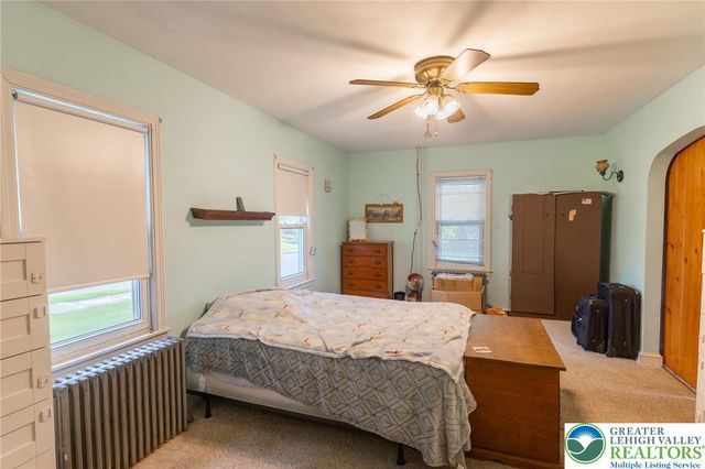 345 South New Street, Nazareth Boro, PA 18064