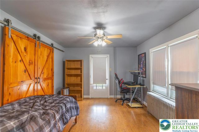 345 South New Street, Nazareth Boro, PA 18064