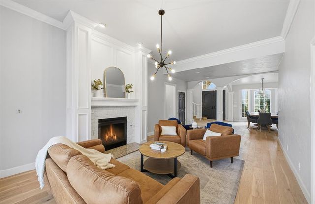 2701 Chaumont, Edmond, OK 73034