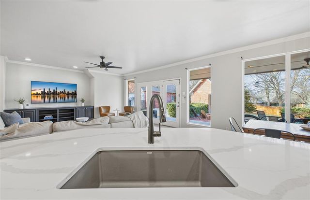 2701 Chaumont, Edmond, OK 73034