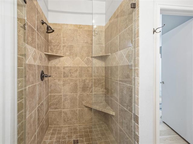 2701 Chaumont, Edmond, OK 73034