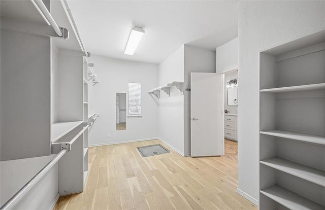 2701 Chaumont, Edmond, OK 73034