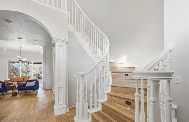 2701 Chaumont, Edmond, OK 73034