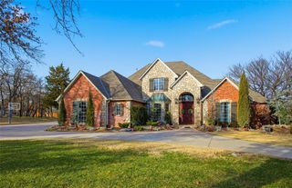 2701 Chaumont, Edmond, OK 73034