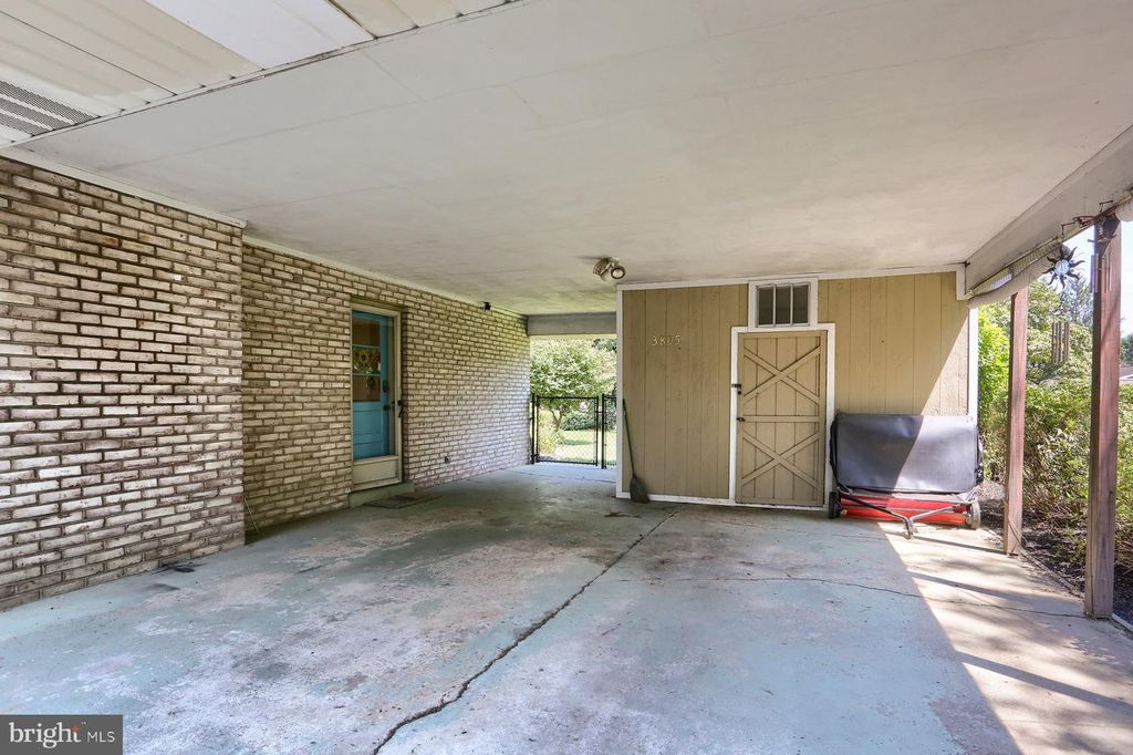 3805 GRIFFIN LN, Harrisburg, PA 17110