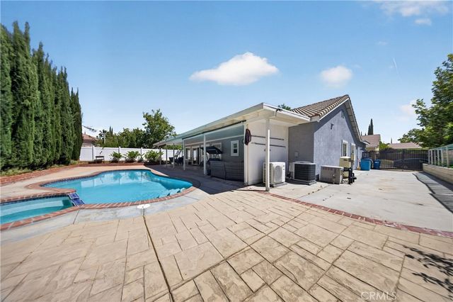 40533 La Quinta Court, Palmdale, CA 93551