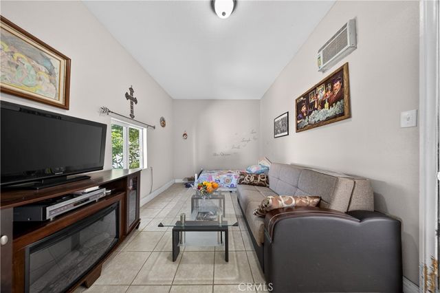 40533 La Quinta Court, Palmdale, CA 93551