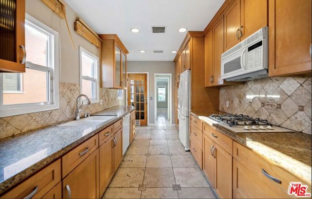 1217 Stearns Drive, Los Angeles, CA 90035