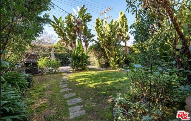 1217 Stearns Drive, Los Angeles, CA 90035