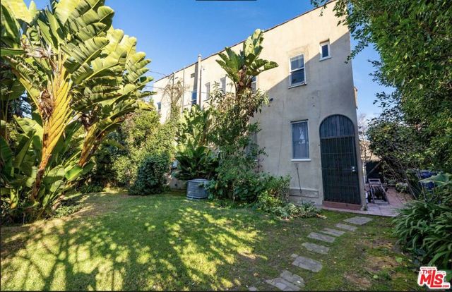 1217 Stearns Drive, Los Angeles, CA 90035