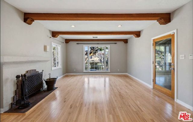 1217 Stearns Drive, Los Angeles, CA 90035