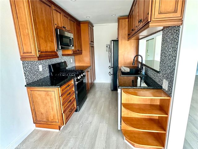 423 S Rexford, Beverly Hills, CA 90212