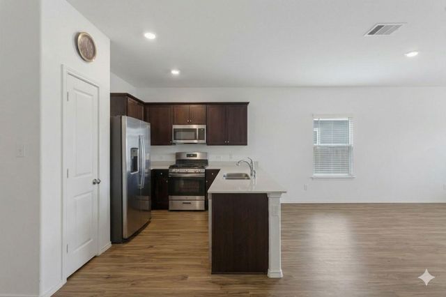 1205 Rio Frio LN, Georgetown, TX 78626