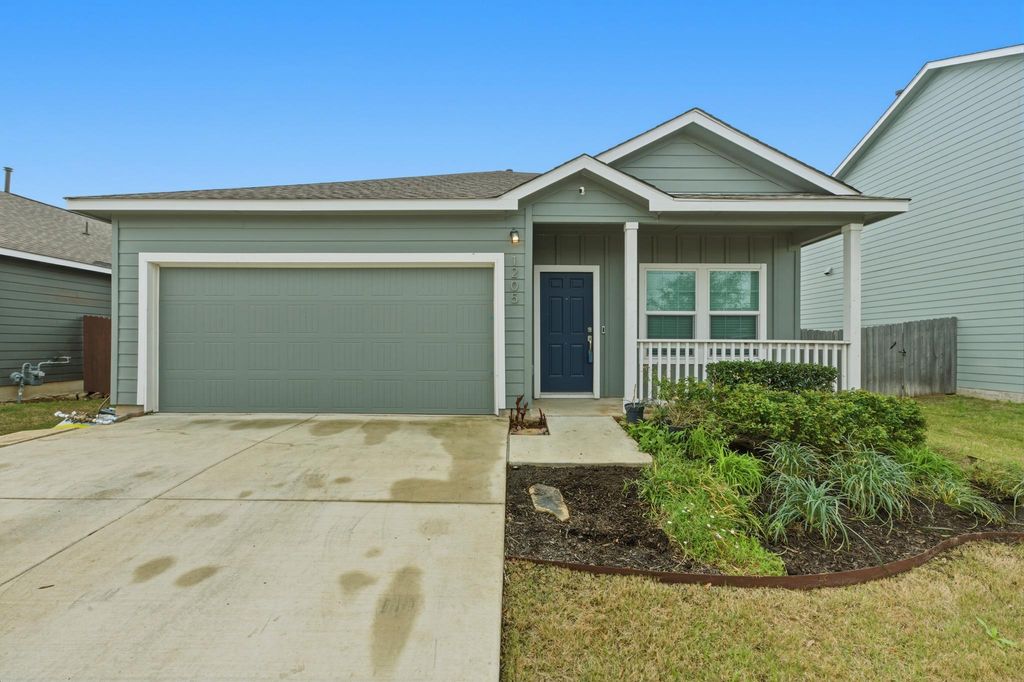 1205 Rio Frio LN, Georgetown, TX 78626