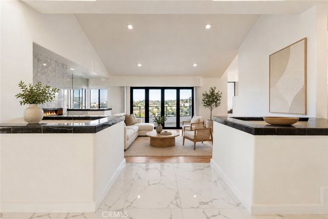 5226 Medina Road, Woodland Hills, CA 91364