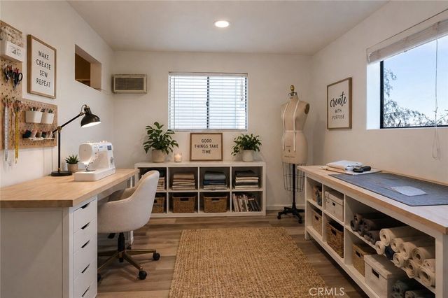 5226 Medina Road, Woodland Hills, CA 91364