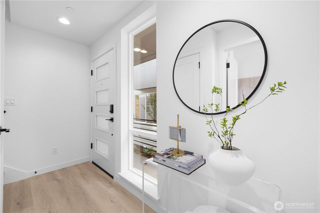 2228 B NW 60th Street, Seattle, WA 98107