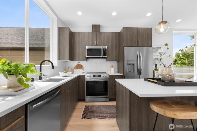 2228 B NW 60th Street, Seattle, WA 98107