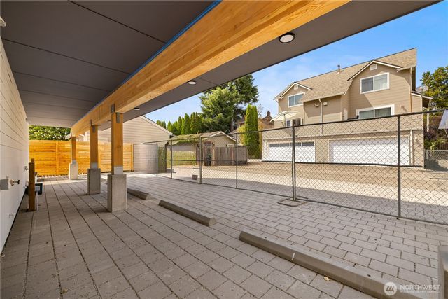 2228 B NW 60th Street, Seattle, WA 98107