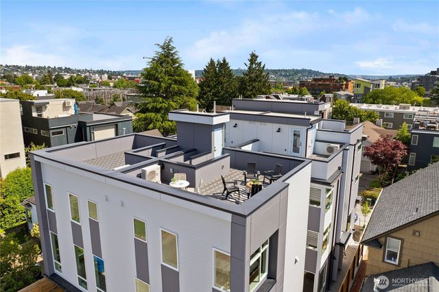 2228 B NW 60th Street, Seattle, WA 98107