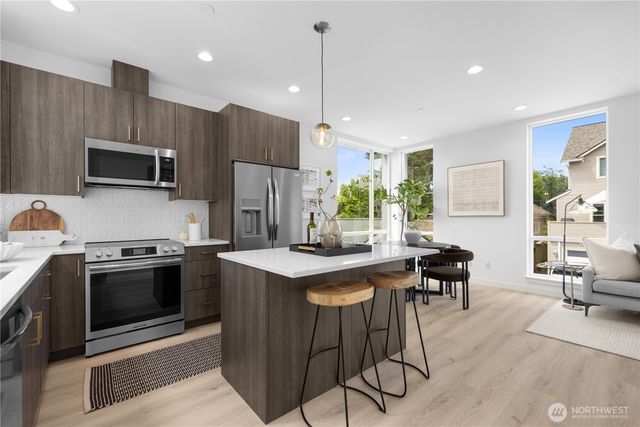 2228 B NW 60th Street, Seattle, WA 98107