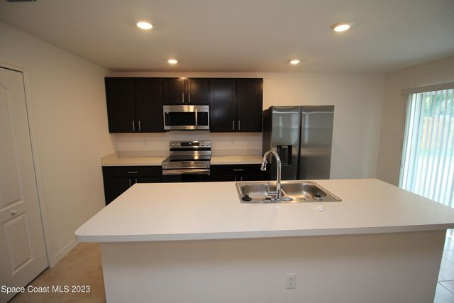 256 Trembley Avenue SW, Palm Bay, FL 32908