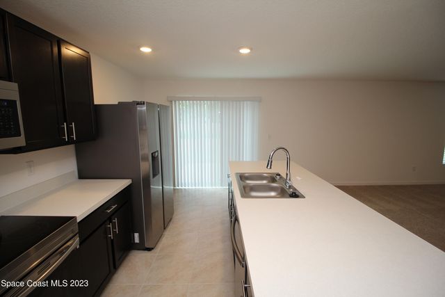 256 Trembley Avenue SW, Palm Bay, FL 32908