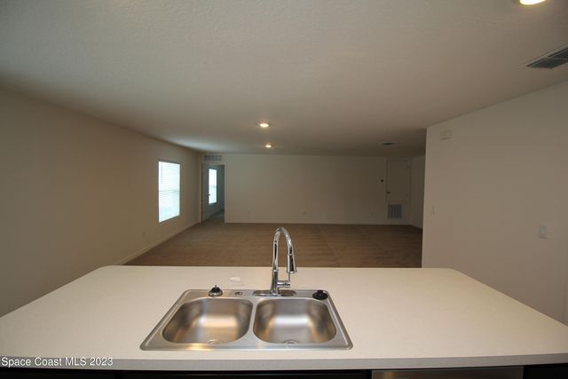 256 Trembley Avenue SW, Palm Bay, FL 32908