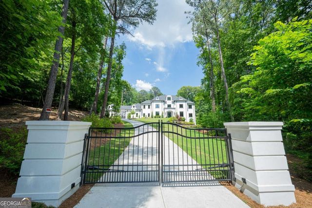 5211 Powers Ferry Road, Sandy Springs, GA 30327