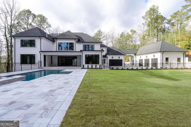 5211 Powers Ferry Road, Sandy Springs, GA 30327
