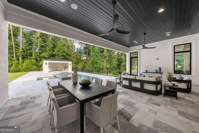 5211 Powers Ferry Road, Sandy Springs, GA 30327