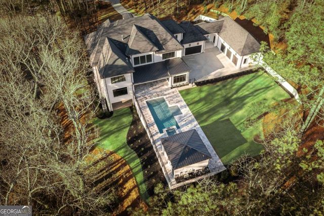 5211 Powers Ferry Road, Sandy Springs, GA 30327