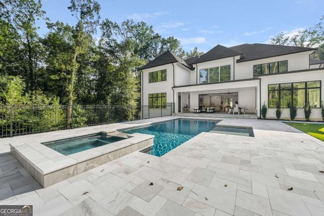 5211 Powers Ferry Road, Sandy Springs, GA 30327