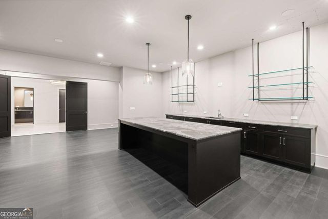 5211 Powers Ferry Road, Sandy Springs, GA 30327