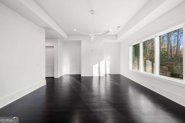 5211 Powers Ferry Road, Sandy Springs, GA 30327