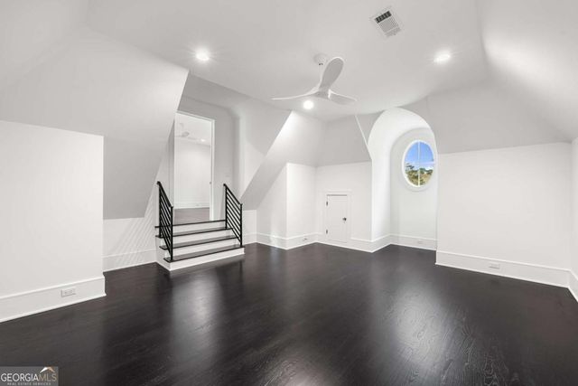 5211 Powers Ferry Road, Sandy Springs, GA 30327