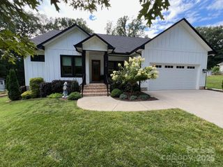 126 Redbud Lane, Troutman, NC 28166