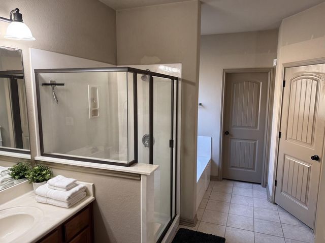 1628 Greenside DR, Round Rock, TX 78665