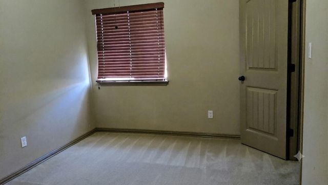 1628 Greenside DR, Round Rock, TX 78665