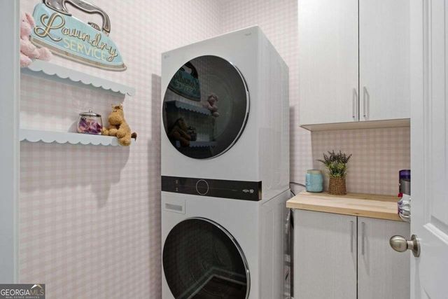 1184 Chastain Drive, Sugar Hill, GA 30518