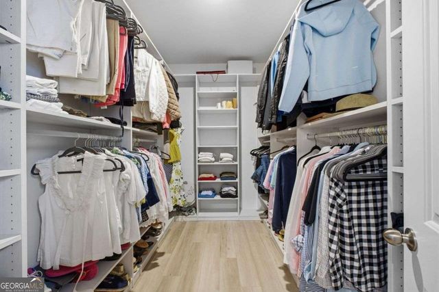 1184 Chastain Drive, Sugar Hill, GA 30518