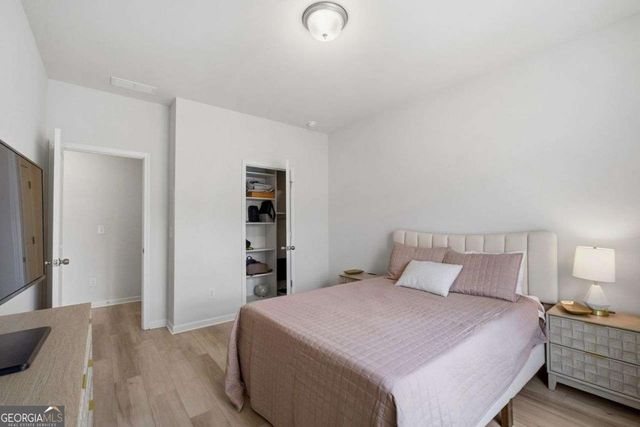 1184 Chastain Drive, Sugar Hill, GA 30518