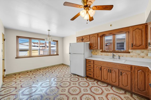 772 Memorial Drive, Calumet City, IL 60409