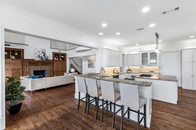 7402 Round Hill Road, Mckinney, TX 75072