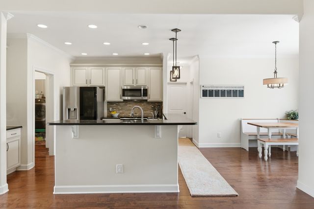 116 Cassandra Dr, Cottontown, TN 37048