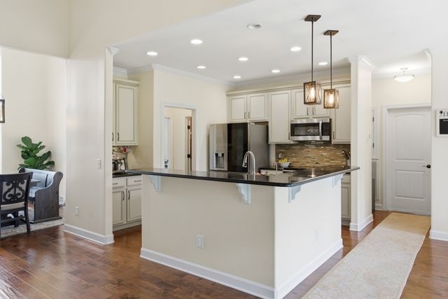 116 Cassandra Dr, Cottontown, TN 37048