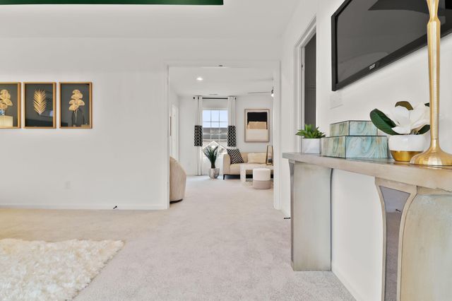 22 Levanno Drive, Crown Point, IN 46307