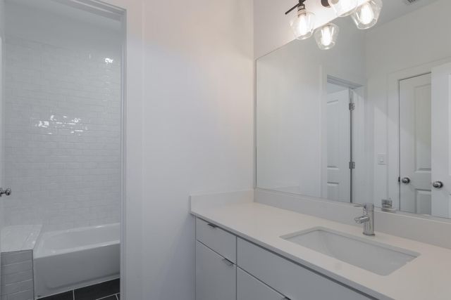 5841 Dolores Street, Houston, TX 77057