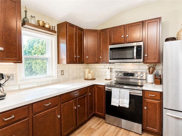 712 8th Avenue, Bethlehem City, PA 18018