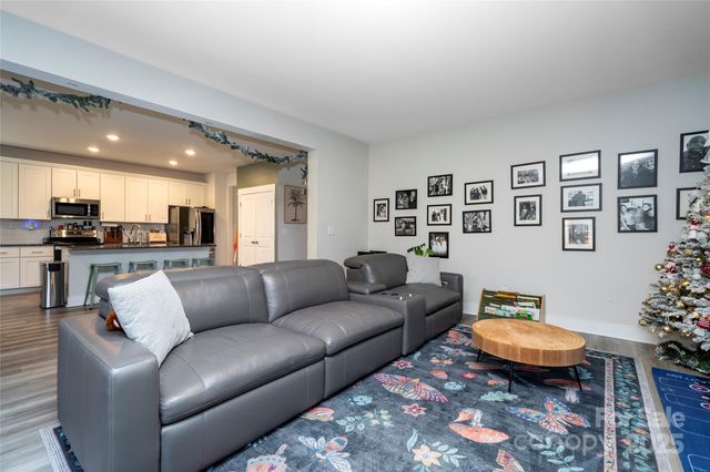 17357 Huntersville Concord Road, Huntersville, NC 28078